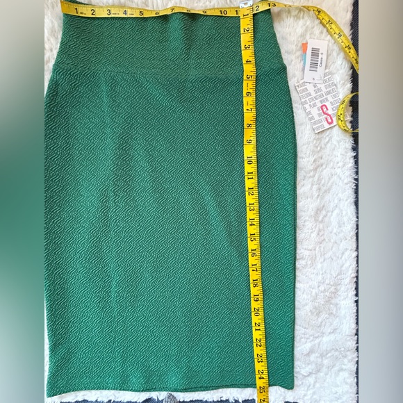 LuLaRoe Cassie Green Pencil Skirt - Picture 7 of 7